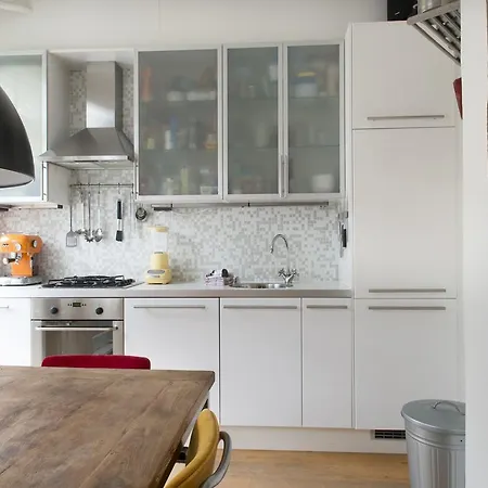 Daire City Center Penthouse Retreat