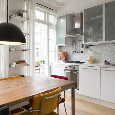 City Center Penthouse Retreat Daire Amsterdam